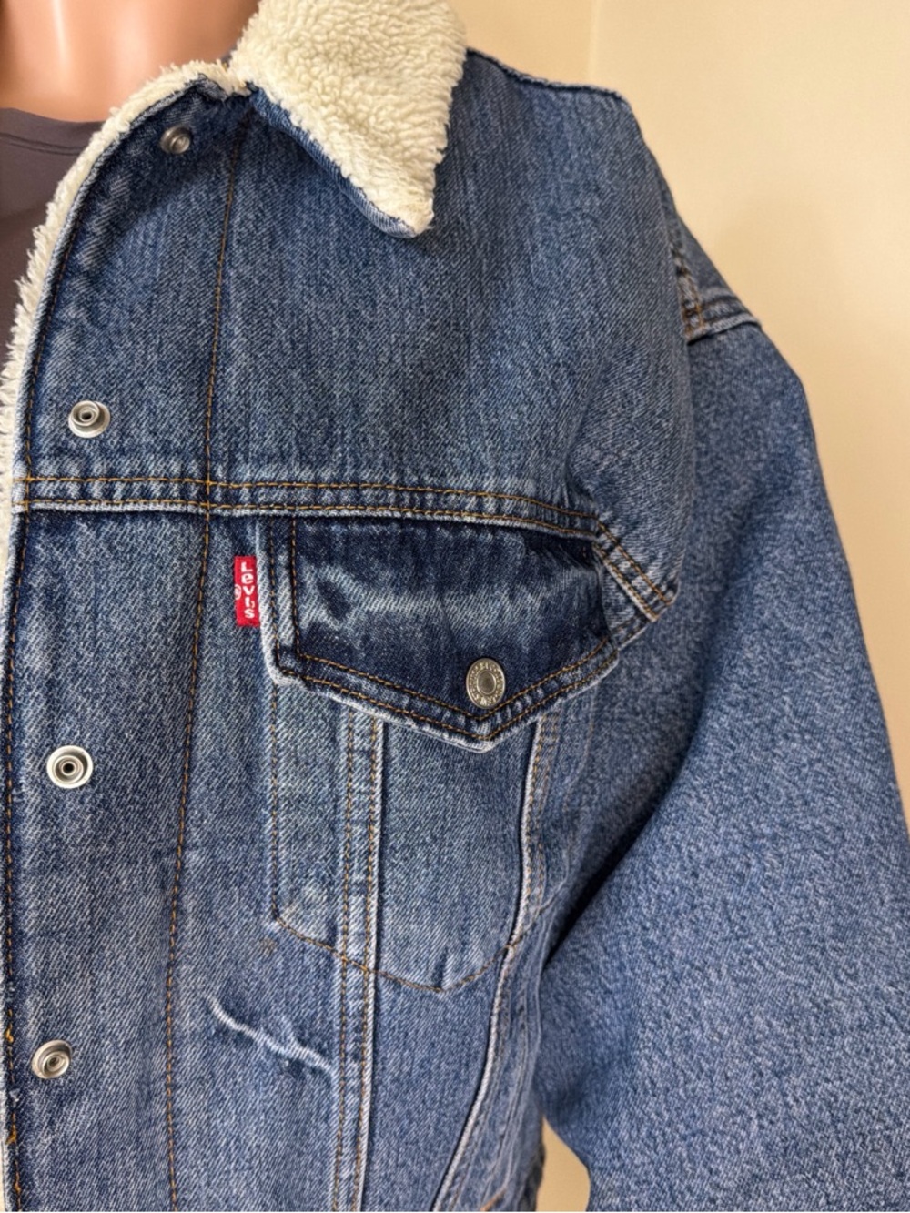Levi's Blue Denim Sherpa Collar Jacket - Picture 3 of 7
